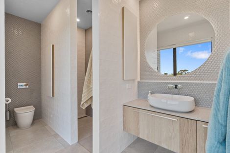 Photo of property in 28 Capriole Crescent, Kingseat, Papakura, 2580