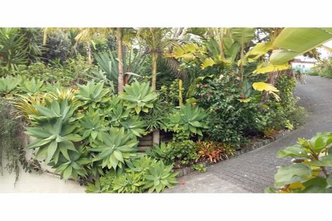 Photo of property in 2 Ashby Street, Russell, 0202