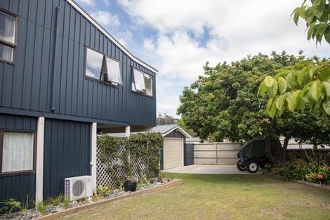 Photo of property in 2 Banks Street, Cooks Beach, Whitianga, 3591