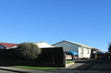 Photo of property in 11 Pukeko Street, Paraparaumu, 5032