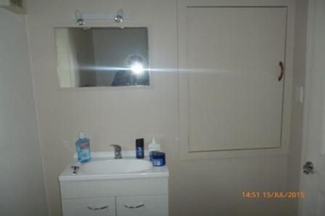 Photo of property in 2/44 Ribble Street, Island Bay, Wellington, 6023