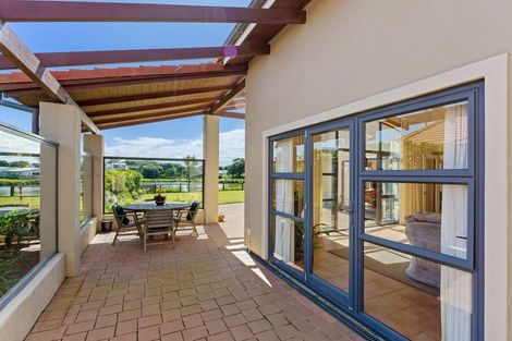 Photo of property in 7 Marewa Place, Waikanae Beach, Waikanae, 5036