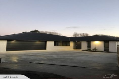 Photo of property in 22 Freedom Drive, Kelvin Grove, Palmerston North, 4414