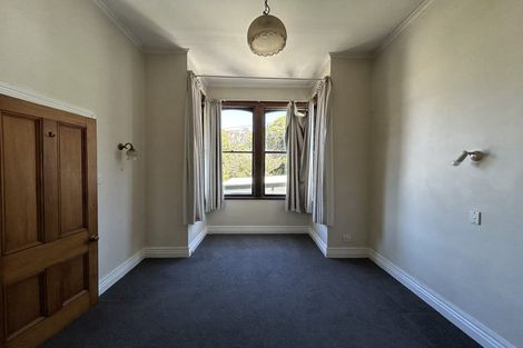 Photo of property in 30 Hargreaves Street, Mount Cook, Wellington, 6021