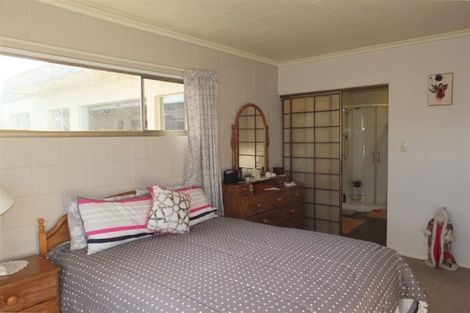 Photo of property in 6 Ivel Street, Oamaru North, Oamaru, 9400