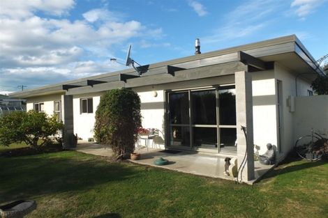 Photo of property in 6 Ivel Street, Oamaru North, Oamaru, 9400
