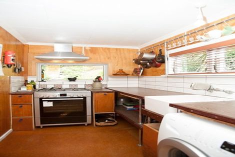 Photo of property in 2 Purau Avenue, Diamond Harbour, 8972