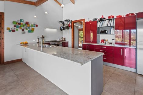 Photo of property in 114 Hay Road, Helena Bay, Hikurangi, 0184