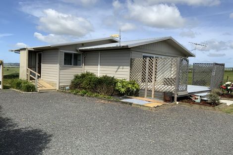 Photo of property in 205 Native Road, Pukekawa, Tuakau, 2696