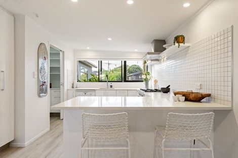 Photo of property in 13 Harbour View Road, Point Wells, Warkworth, 0986