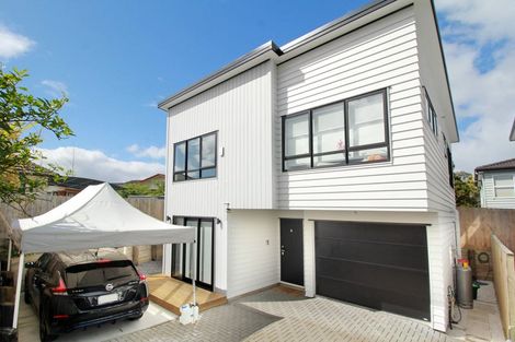 Photo of property in 32e Albrecht Avenue, Mount Roskill, Auckland, 1041