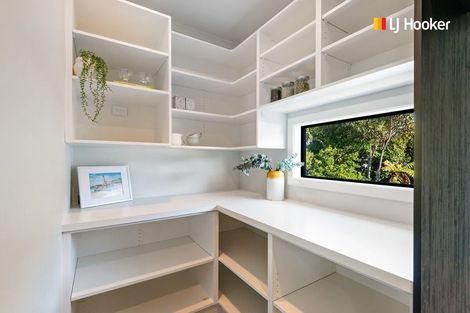 Photo of property in 7a Athol Place, Ravensbourne, Dunedin, 9022