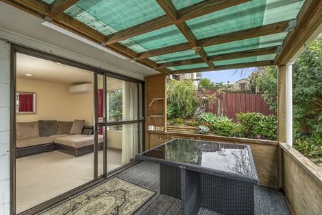 Photo of property in 71 Reynella Drive, Massey, Auckland, 0614
