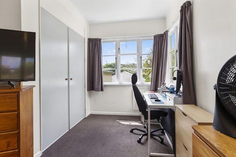 Photo of property in 69 Main Road, Titahi Bay, Porirua, 5022