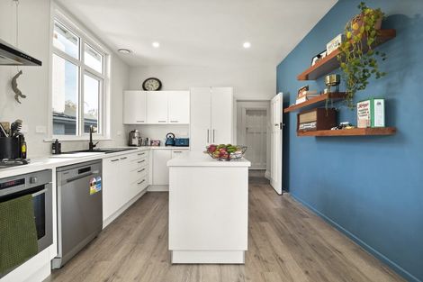 Photo of property in 63 English Avenue, Mornington, Dunedin, 9011