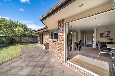 Photo of property in 8 Beechwood Way, Te Marua, Upper Hutt, 5018