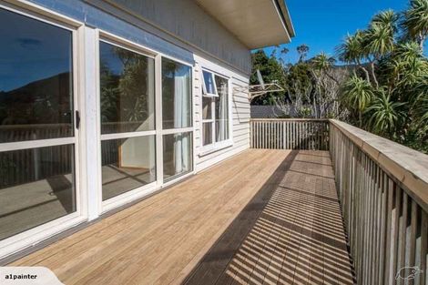 Photo of property in 30a Collier Avenue, Karori, Wellington, 6012