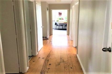 Photo of property in 4 Gemini Place, Beach Haven, Auckland, 0626