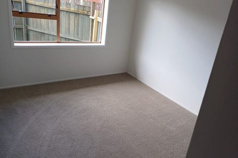 Photo of property in 1/13 Mannering Place, Hillcrest, Auckland, 0627