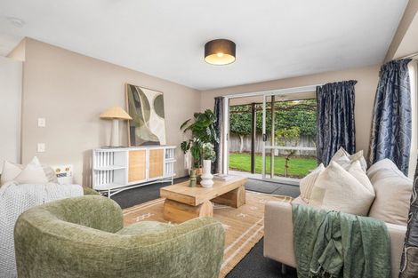 Photo of property in 2/27 Oakhampton Street, Hornby, Christchurch, 8042