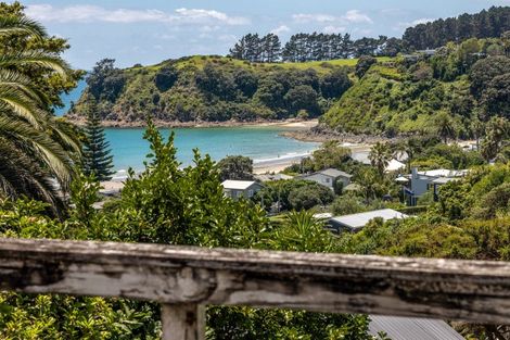 Photo of property in 35 Miro Road, Palm Beach, Waiheke Island, 1081
