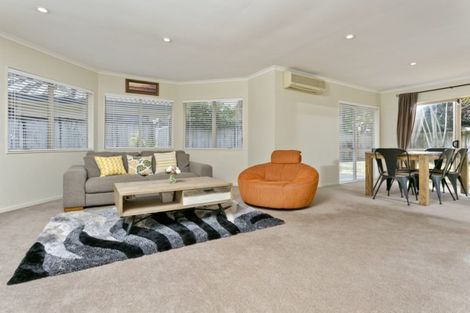 Photo of property in 53 Bass Road, Albany, Auckland, 0632