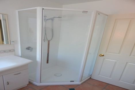 Photo of property in 4/135 Brookside Terrace, Bryndwr, Christchurch, 8053