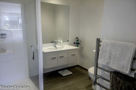 Photo of property in 11 Boardwalk Rise, Long Bay, Auckland, 0630