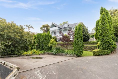 Photo of property in 10 Cobden Road, Bluff Hill, Napier, 4110