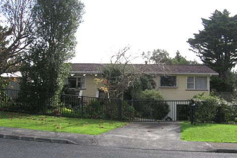 Photo of property in 2 Noall Street, Te Atatu Peninsula, Auckland, 0610