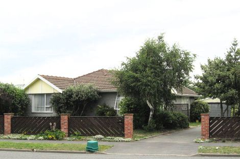 Photo of property in 92 Hay Street, Bromley, Christchurch, 8062