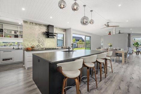 Photo of property in 20 Lancewood Way, Kinloch, Taupo, 3377