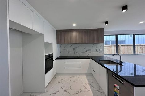 Photo of property in 8 Heihei Street, Papakura, 2110