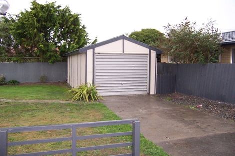 Photo of property in 120 Bowhill Road, New Brighton, Christchurch, 8083