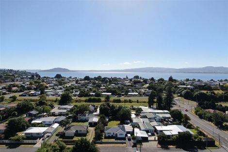Photo of property in 1a Walker Road, Fairy Springs, Rotorua, 3015