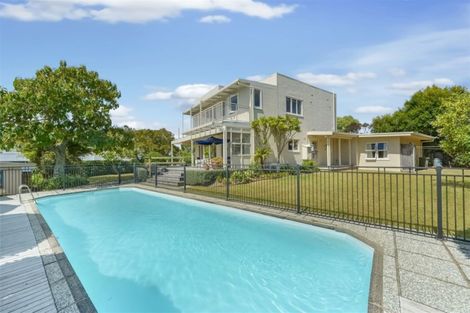 Photo of property in 131 Lake Crescent, Hamilton Lake, Hamilton, 3204