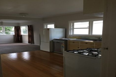 Photo of property in 2 Hatton Street, Karori, Wellington, 6012