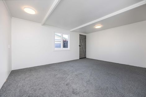 Photo of property in 124 Mangere Road, Otahuhu, Auckland, 1062