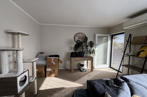 Photo of property in 2/10 Mayville Avenue, New Lynn, Auckland, 0600