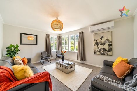 Photo of property in 6 Lockwood Crescent, Taita, Lower Hutt, 5011