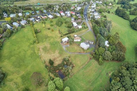 Photo of property in 114 Alcoba Street, Te Kamo, Kamo, 0112