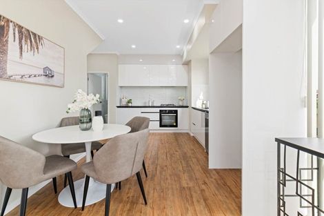 Photo of property in 69 Clevedon Road, Papakura, 2110