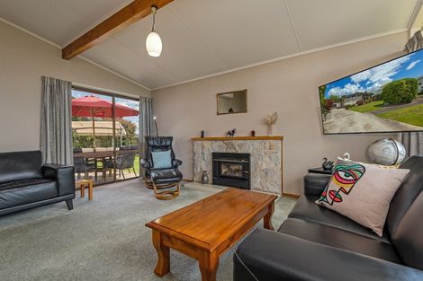 Photo of property in 7 Panako Place, Awapuni, Palmerston North, 4412