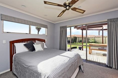 Photo of property in 6 Rosehill Way, Taradale, Napier, 4112
