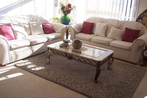 Photo of property in 54 Bentley Avenue, Glenfield, Auckland, 0629