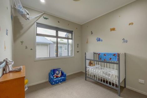 Photo of property in 17 Miller Place, Ngatea, 3503