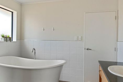 Photo of property in 42 Maude Street, Waimate, 7924