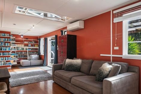 Photo of property in 619 Waitarere Beach Road, Waitarere Beach, Levin, 5510