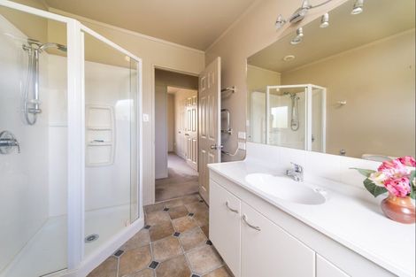 Photo of property in 23 Lochiel Place, Te Kamo, Whangarei, 0112