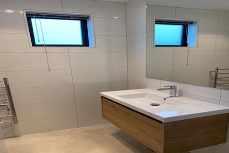 Photo of property in 19 Ngakoro Road, Karaka, Papakura, 2113